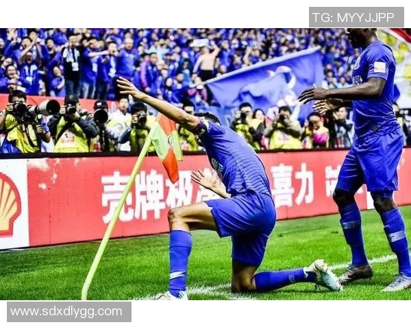 西安篮球队在全国锦标赛中以62分稳居积分榜首位 西安篮球队在全国锦标赛中以62分稳居积分榜首位