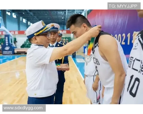 对话陈强：回顾篮球生涯的辉煌与挑战分享